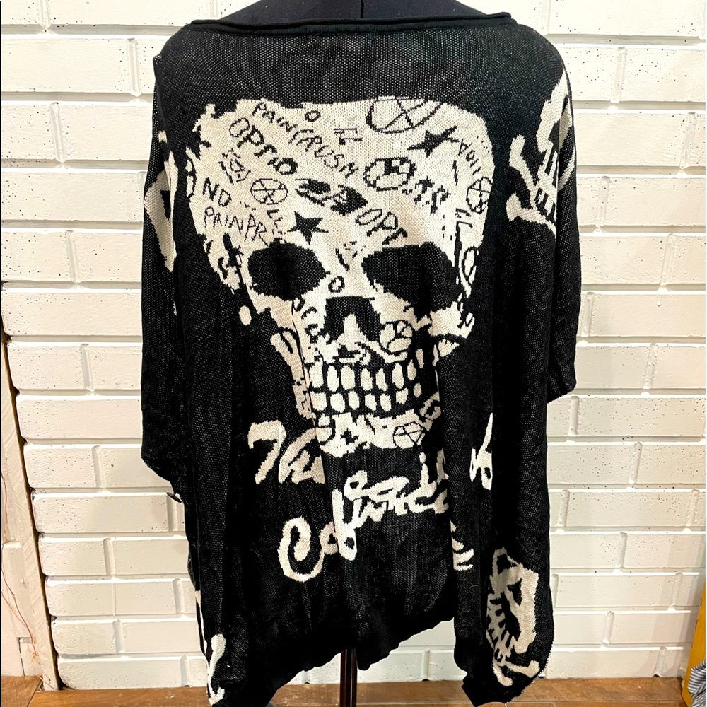 Love Culture “ Confusion Of The Society “ B/W Punk Goth Skull Medium Poncho